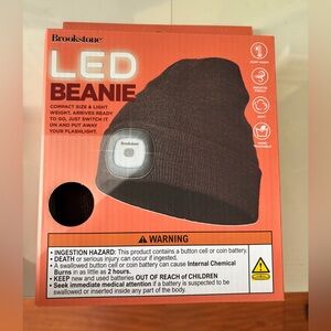 NIB Brookstone Black LED Beanie
